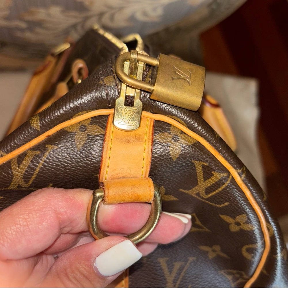 Louis Vuitton Bandolier Speedy 30 Handbag - Picture 12 of 12